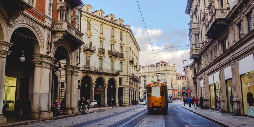 Tram trasporto pubblico in Italia